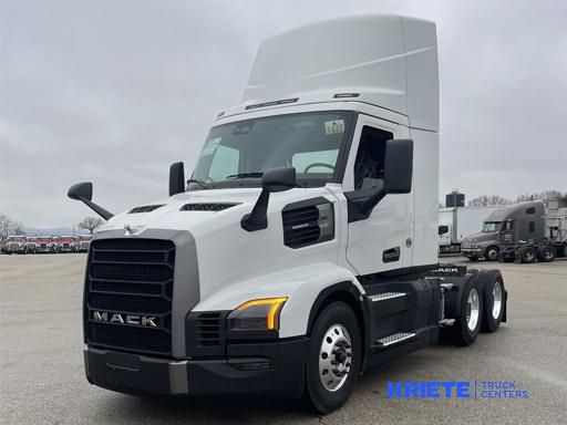 Image of 2026 MACK PIONEER 64T DC