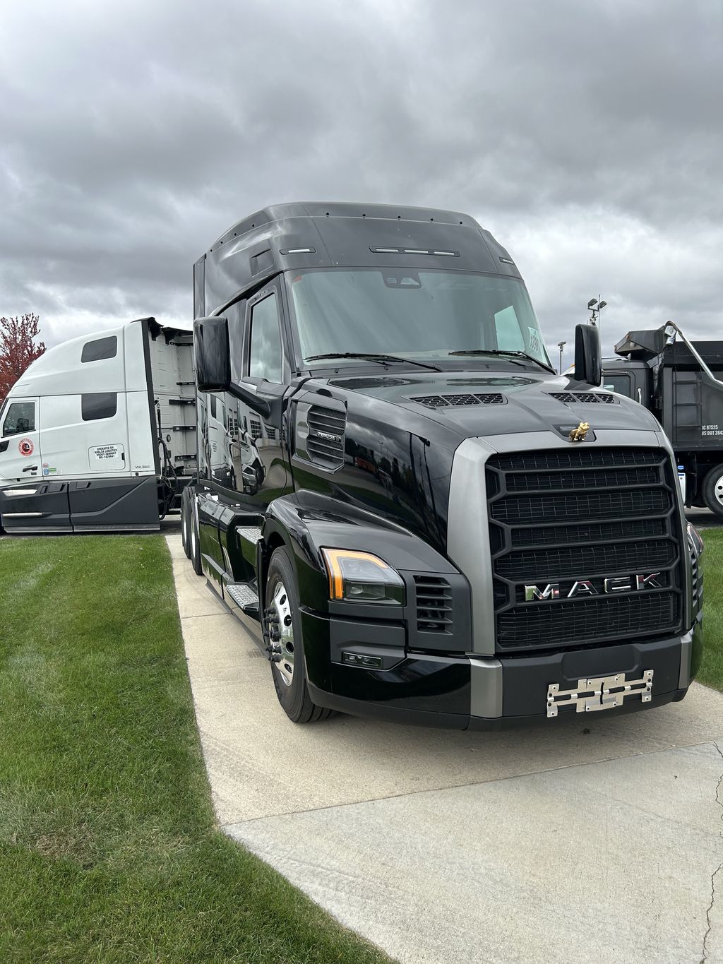 Slide images of 2026 MACK PIONEER 64T 64M