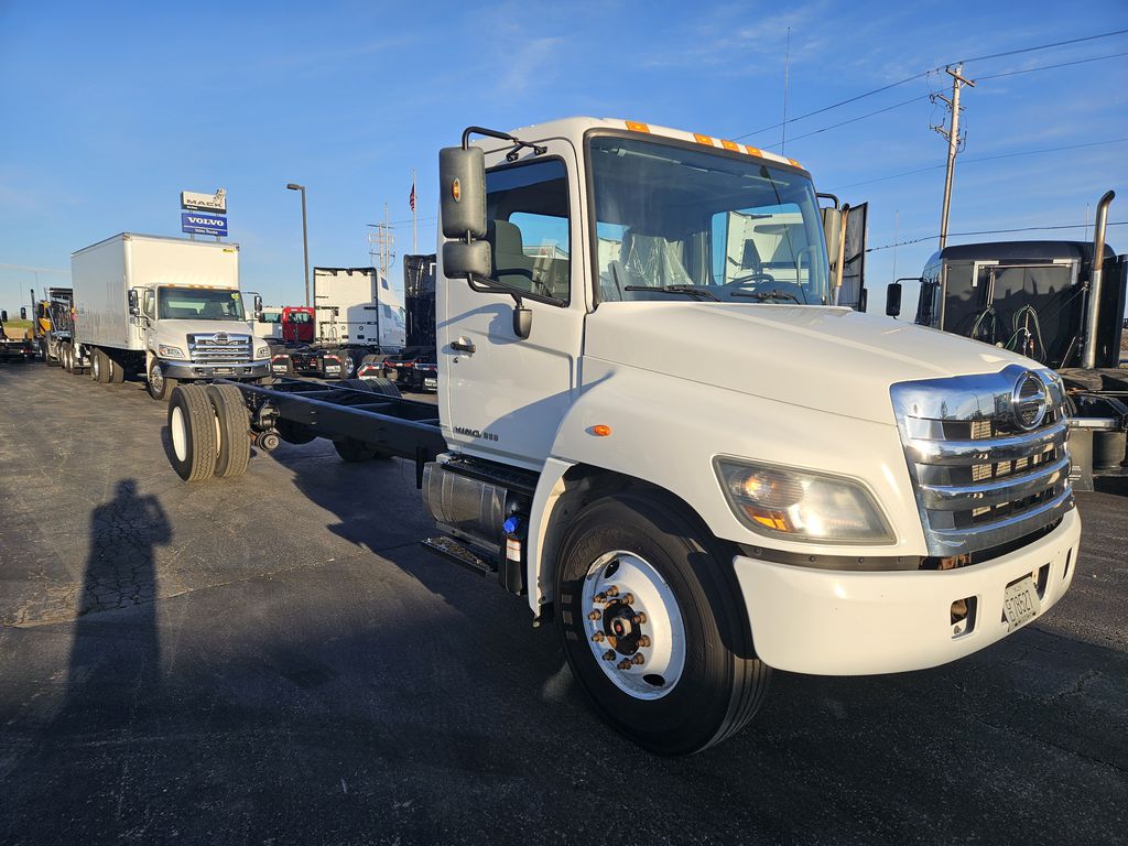 Slide images of 2018 HINO 268A