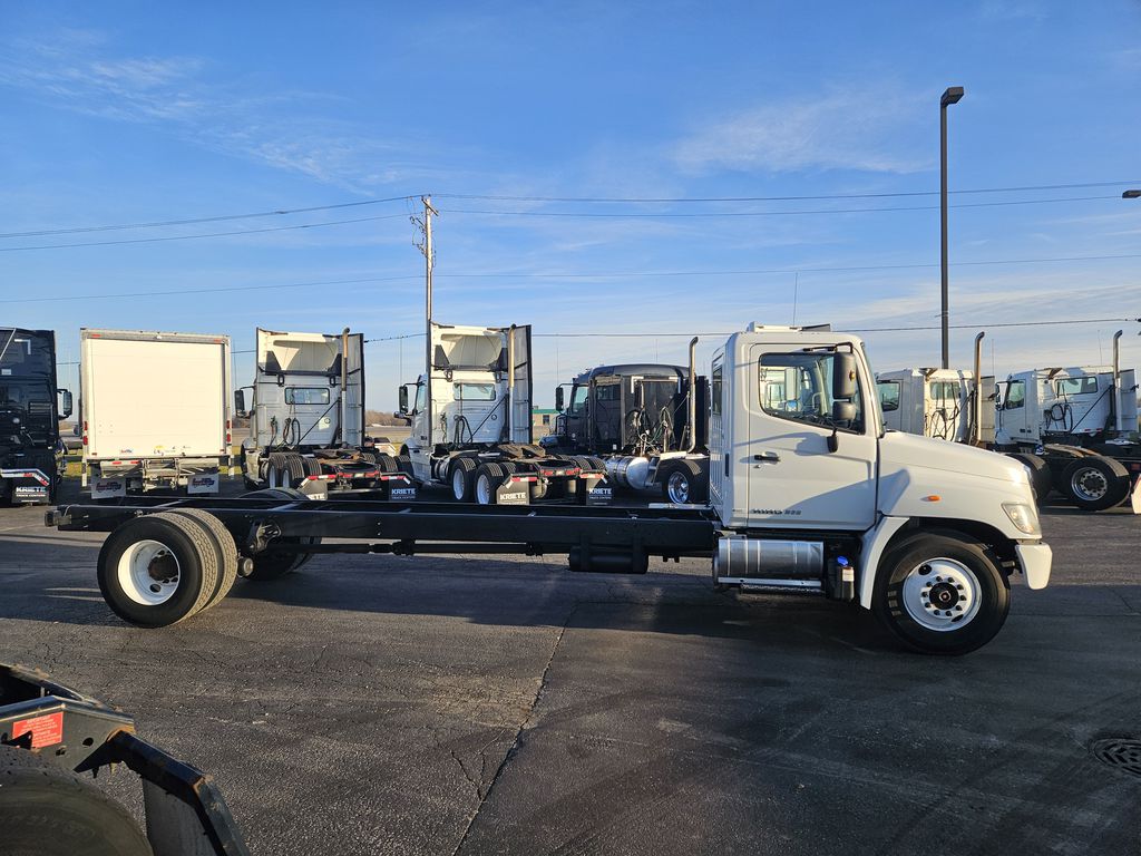 Slide images of 2018 HINO 268A