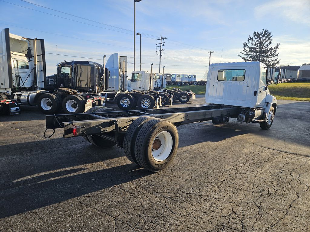 Slide images of 2018 HINO 268A