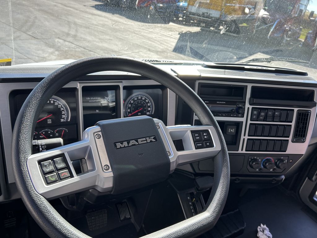 Slide images of 2026 MACK MD642
