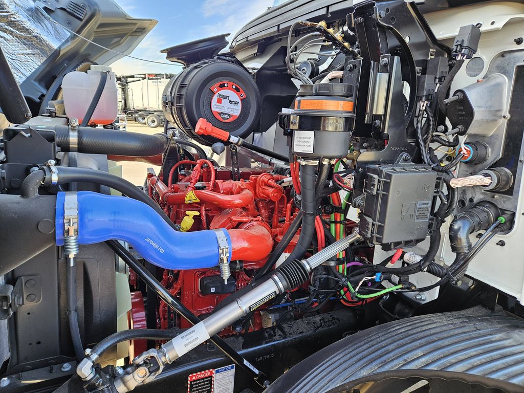 Slide images of 2026 MACK MD7