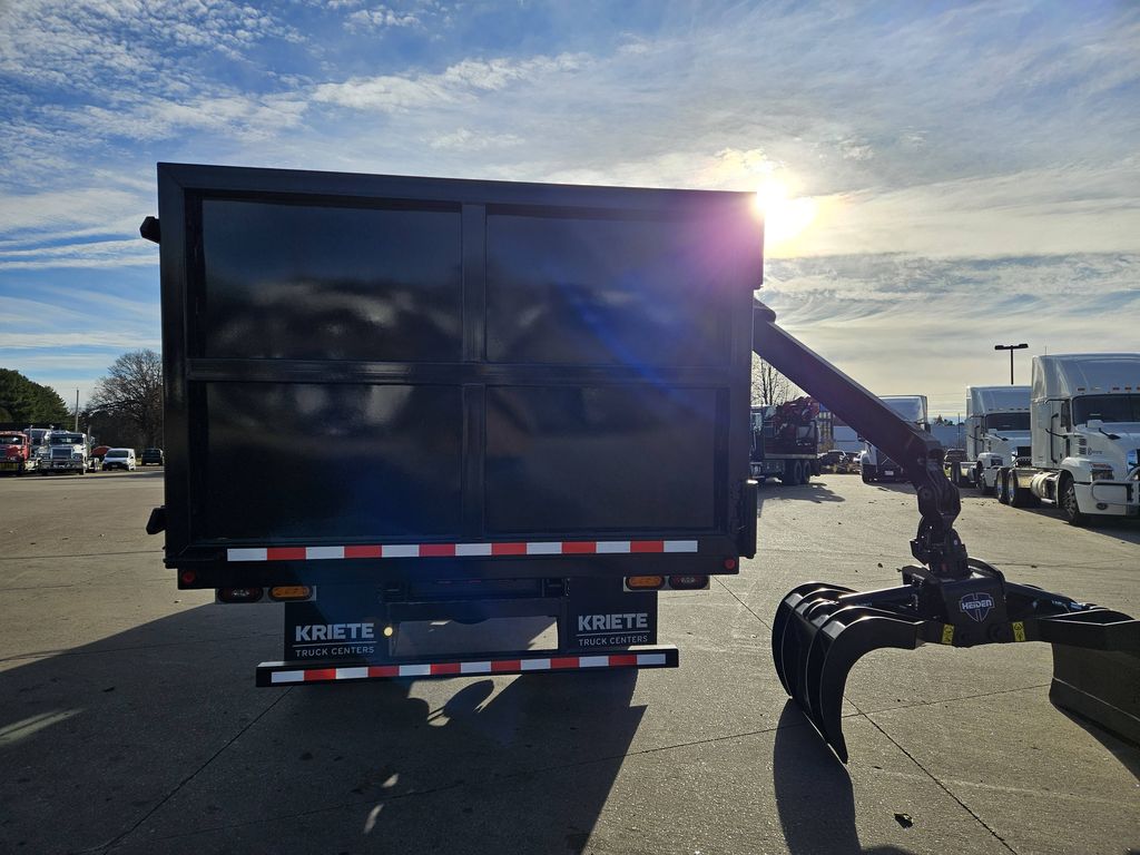 Slide images of 2026 MACK MD7