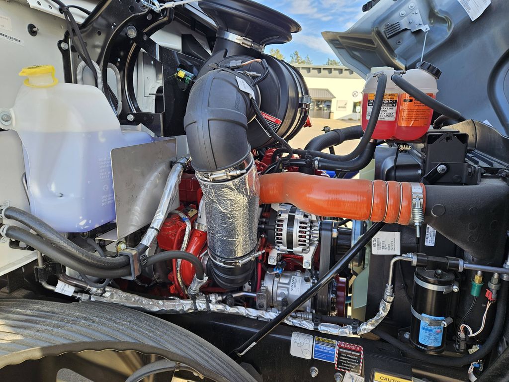 Slide images of 2026 MACK MD7