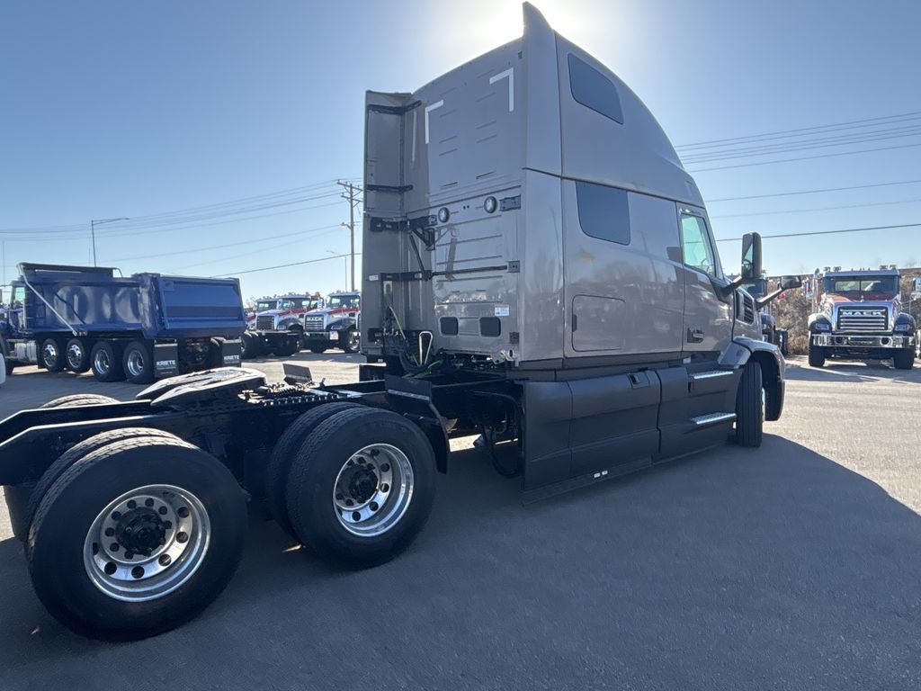 Slide images of 2026 MACK PIONEER 64T 76H