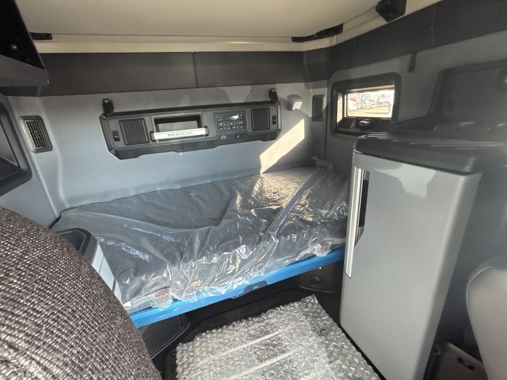 Slide images of 2026 MACK PIONEER 64T 76H