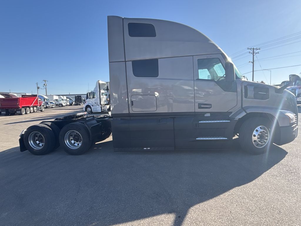 Slide images of 2026 MACK PIONEER 64T 76H