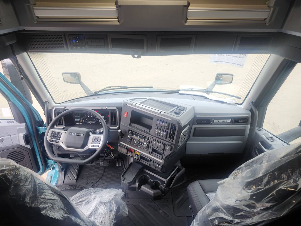 Slide images of 2026 MACK PIONEER 64T 64M