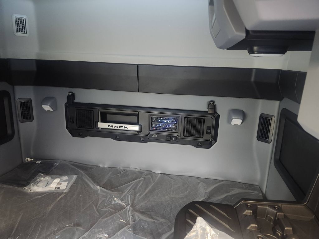 Slide images of 2026 MACK PIONEER 64T 64M