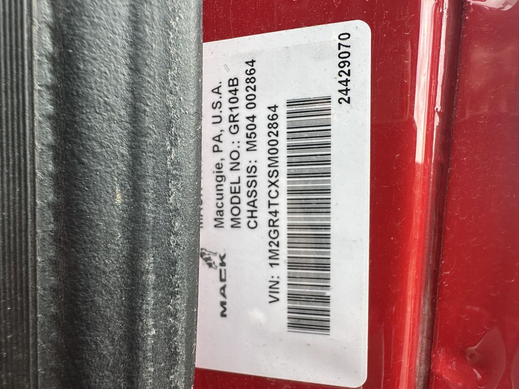 Slide images of 2025 MACK GR104B