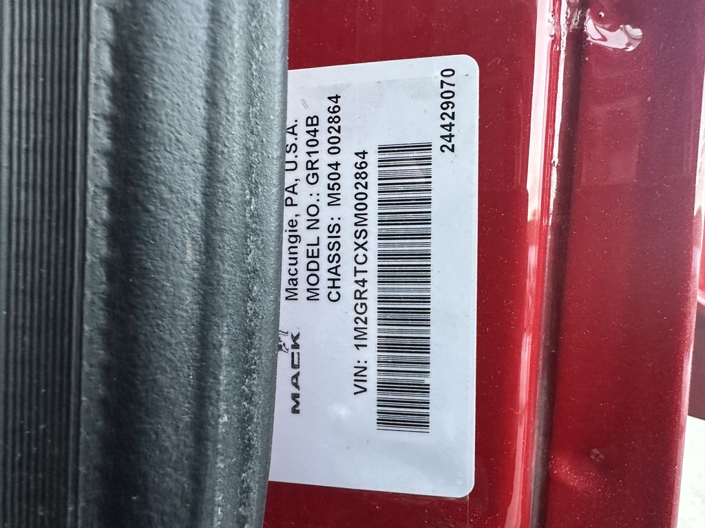 Slide images of 2025 MACK GR104B