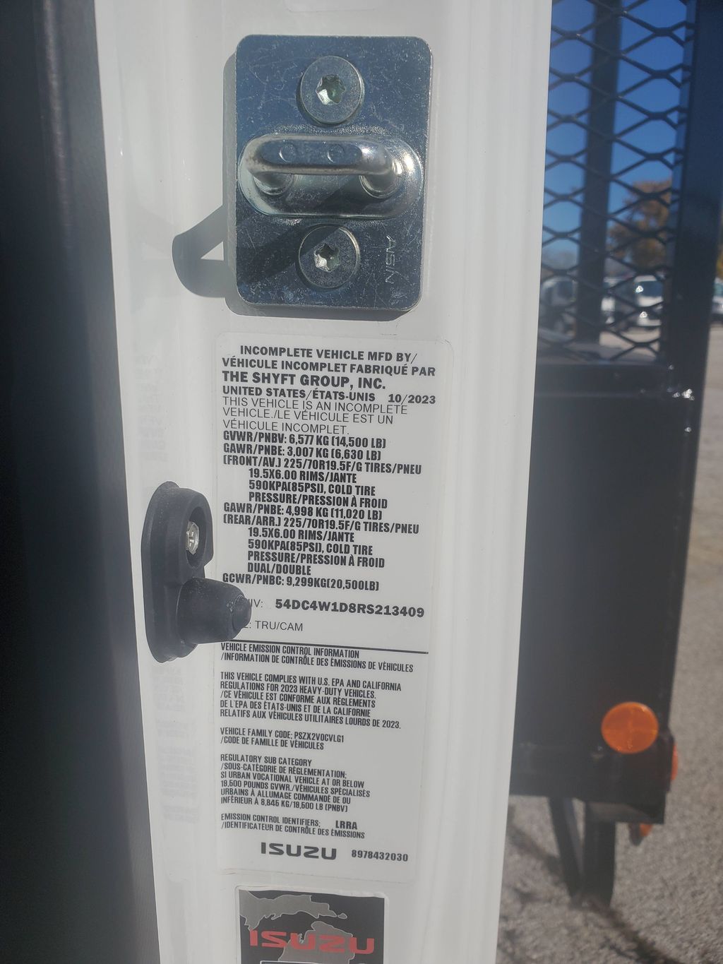 Slide images of 2024 ISUZU NPRGAS