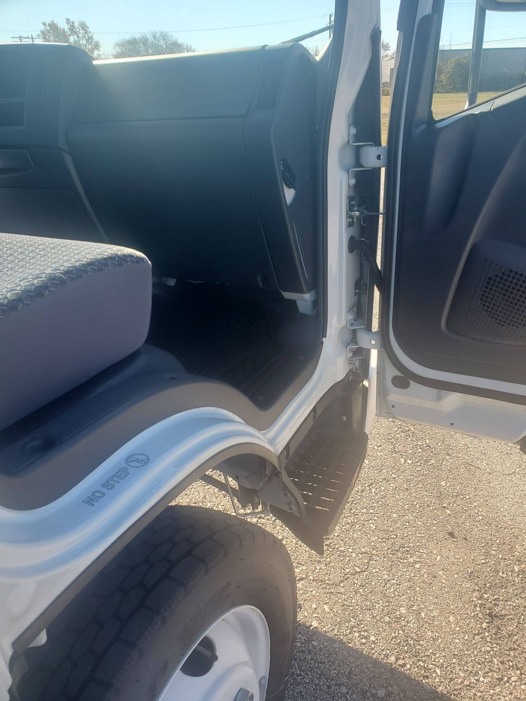 Slide images of 2024 ISUZU NPRGAS