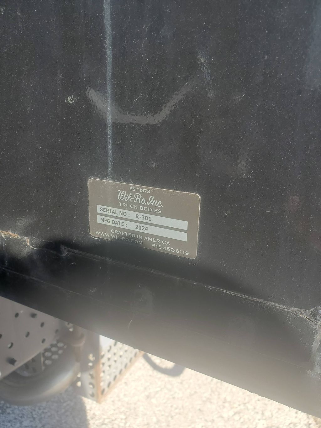 Slide images of 2024 ISUZU NPRGAS