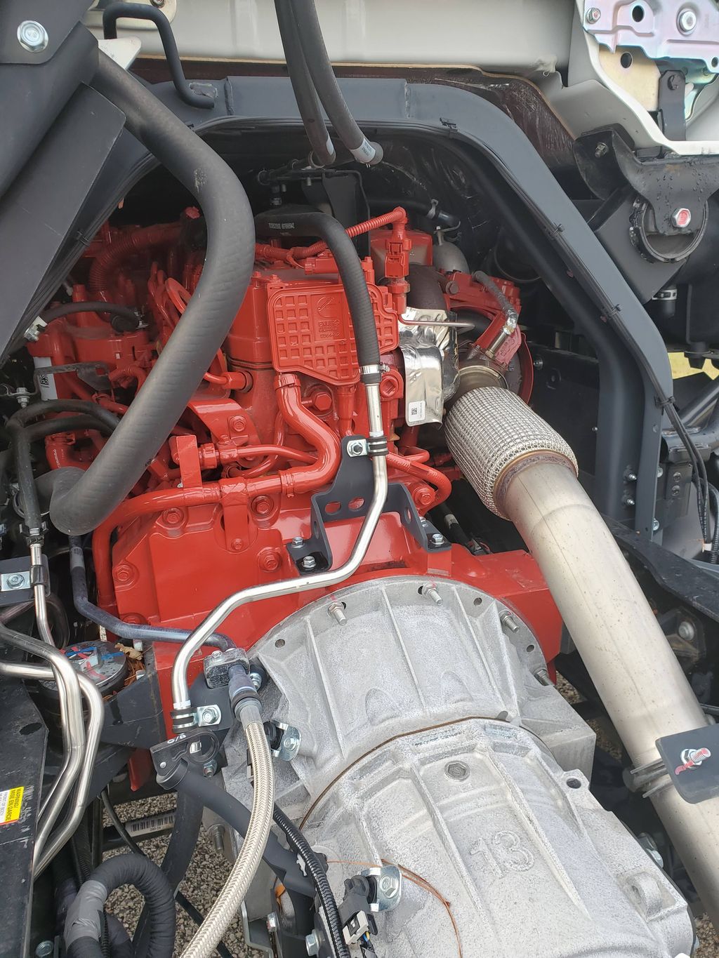 Slide images of 2025 ISUZU FTR