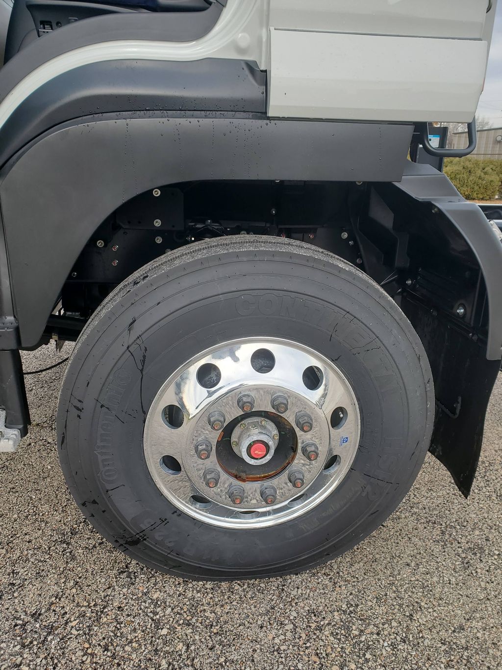 Slide images of 2025 ISUZU FTR