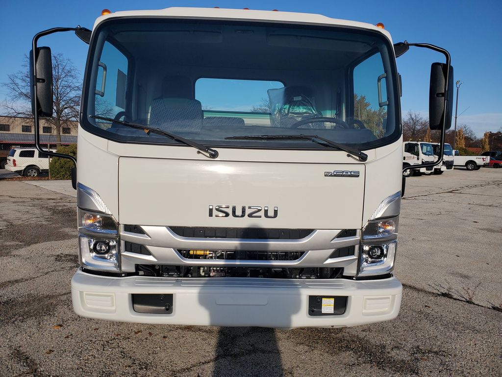 Slide images of 2024 ISUZU NPRGAS