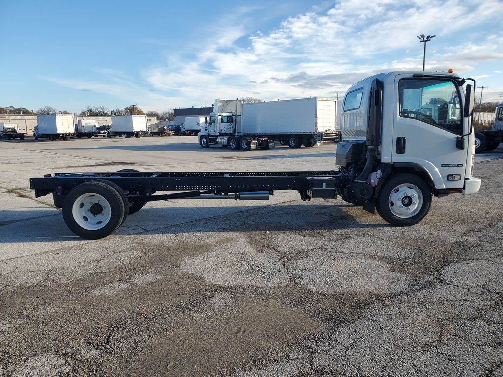 Slide images of 2024 ISUZU NPRGAS