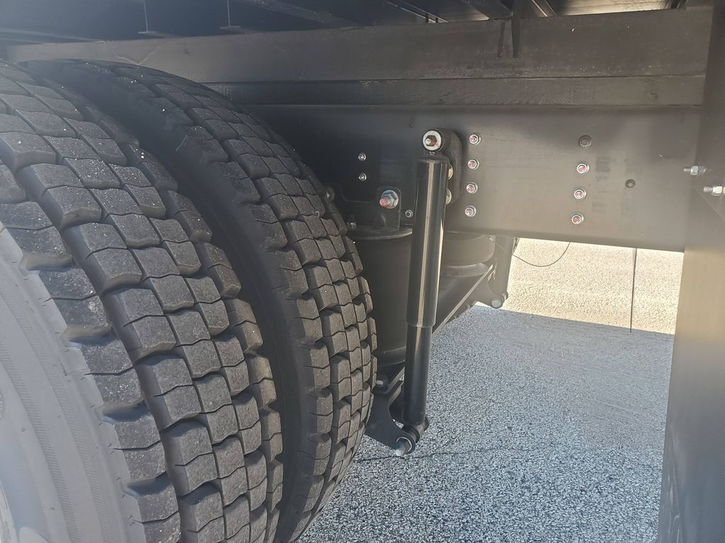 Slide images of 2025 ISUZU FTR