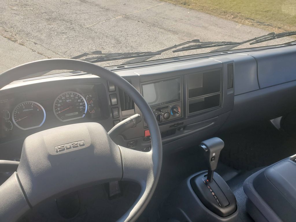 Slide images of 2025 ISUZU FTR