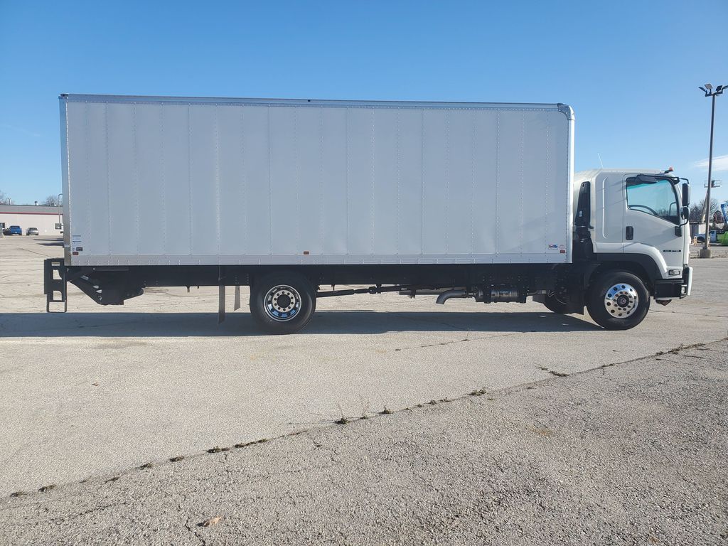 Slide images of 2025 ISUZU FTR