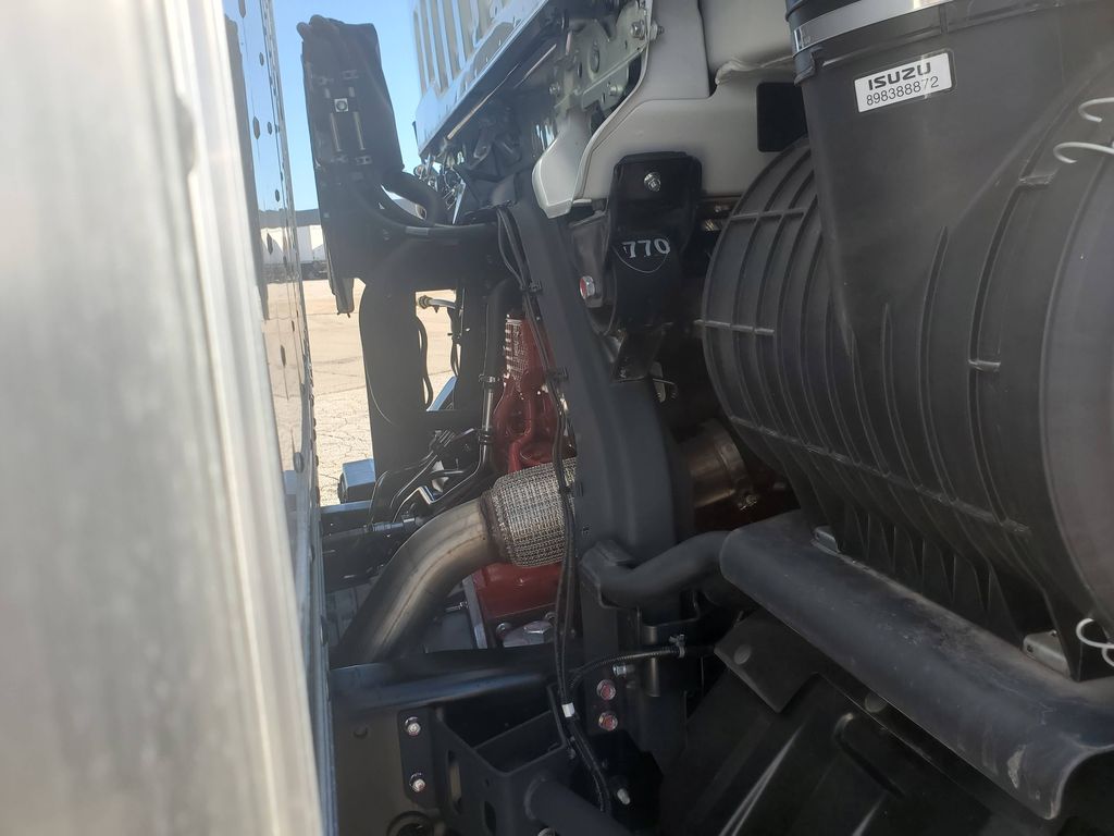 Slide images of 2025 ISUZU FTR