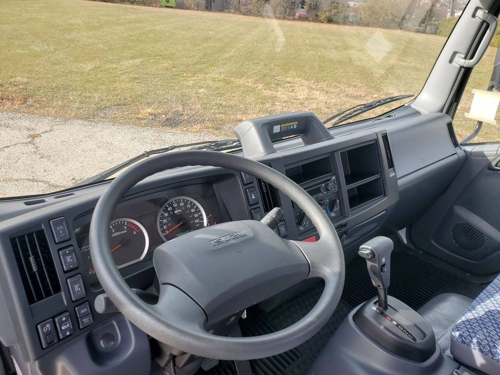 Slide images of 2024 ISUZU NRR