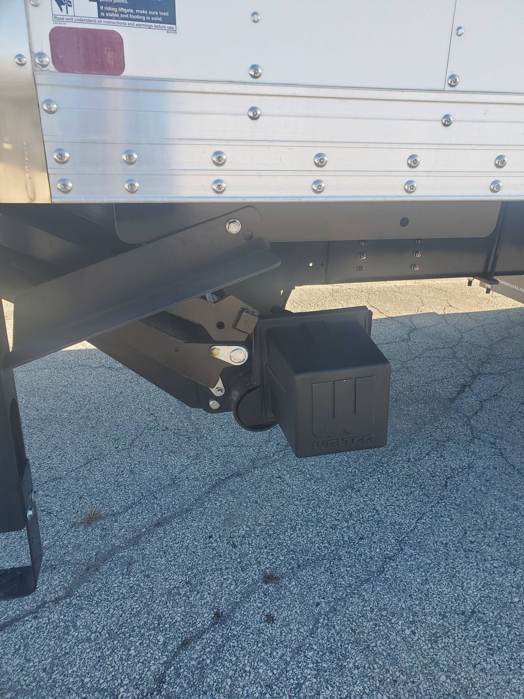 Slide images of 2025 ISUZU FTR