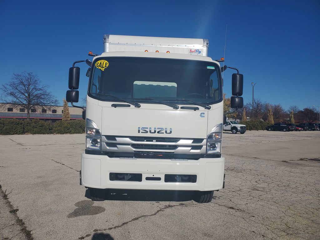 Slide images of 2025 ISUZU FTR