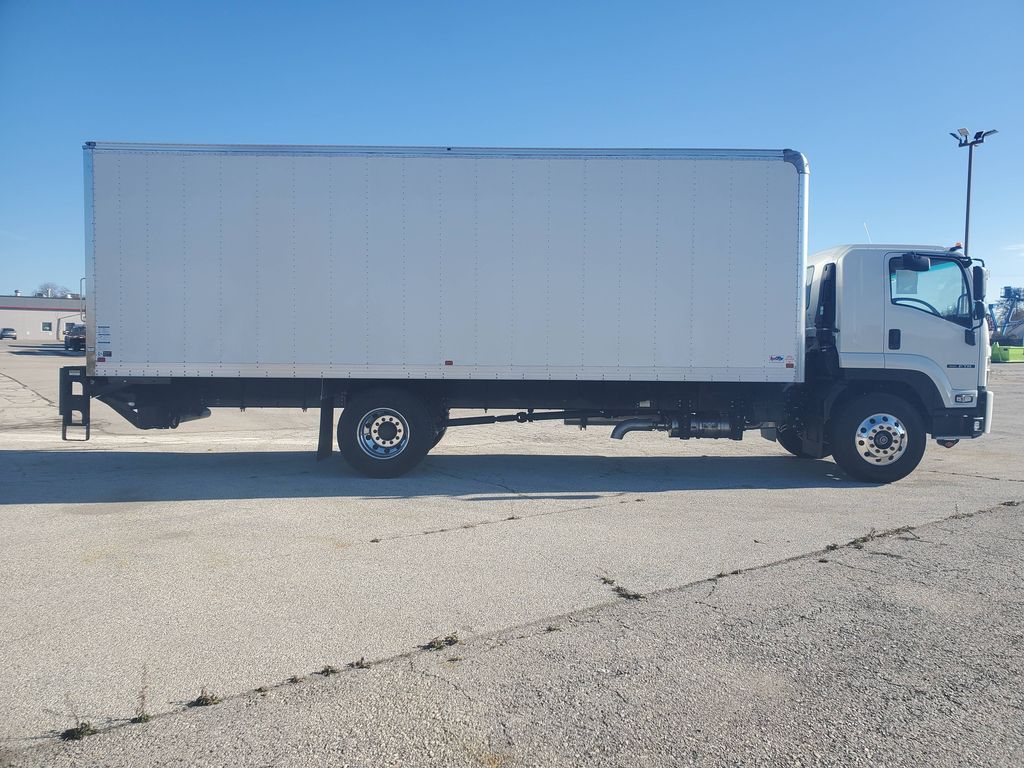 Slide images of 2025 ISUZU FTR