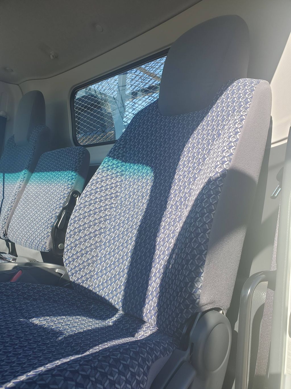 Slide images of 2025 ISUZU NPR GAS-HD