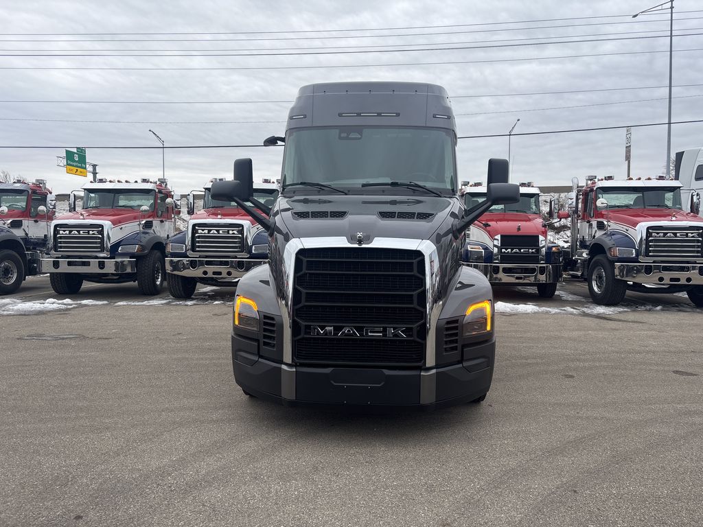 Slide images of 2026 MACK PIONEER 64T 64M