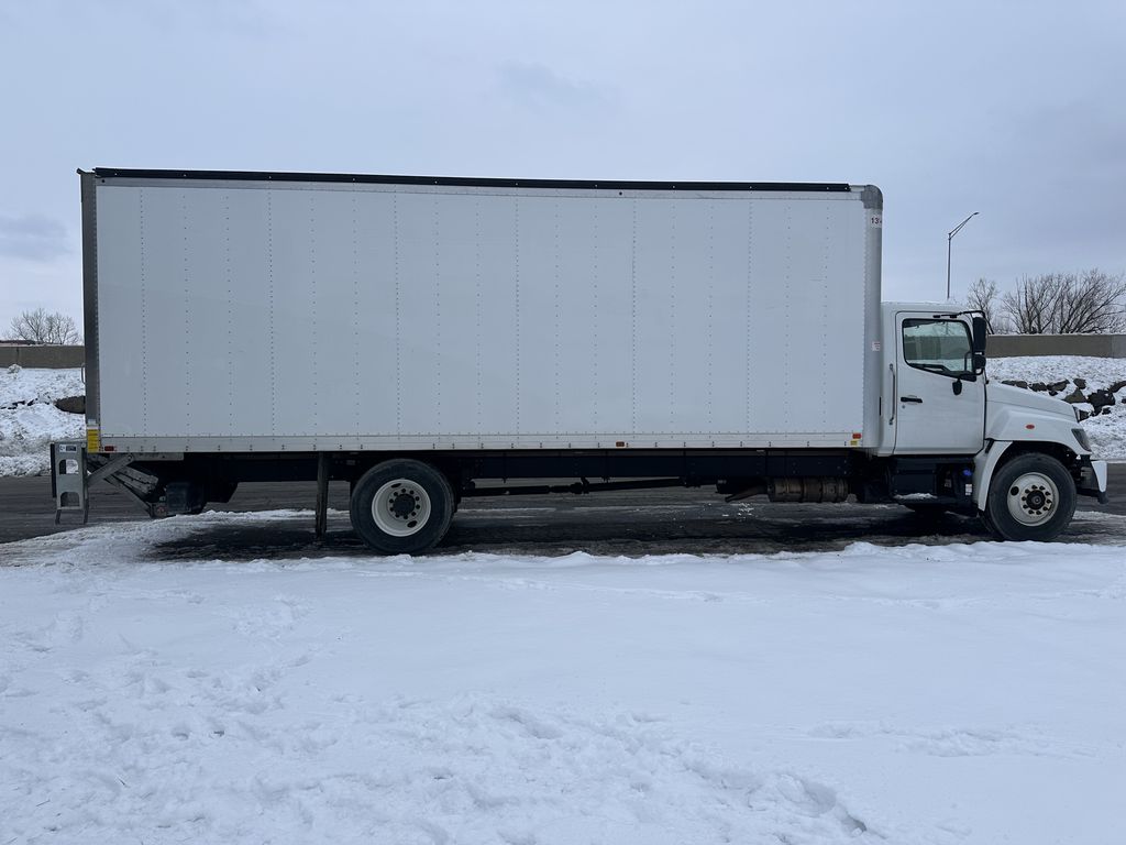 Slide images of 2023 HINO L6