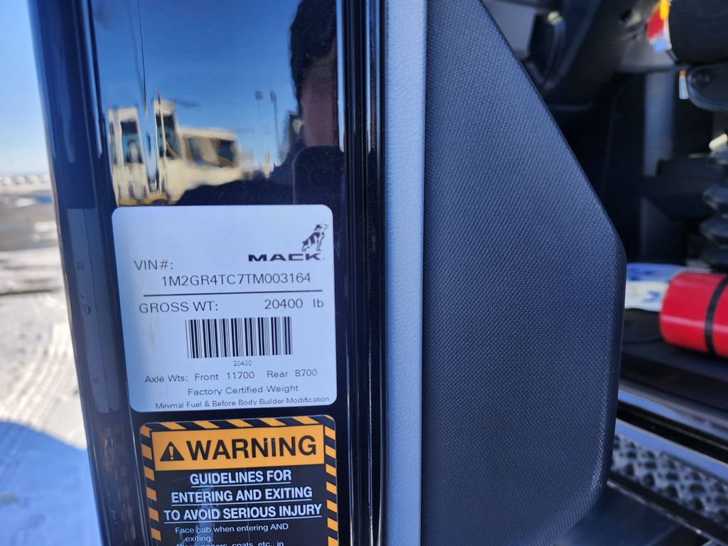 Slide images of 2026 MACK GR104B