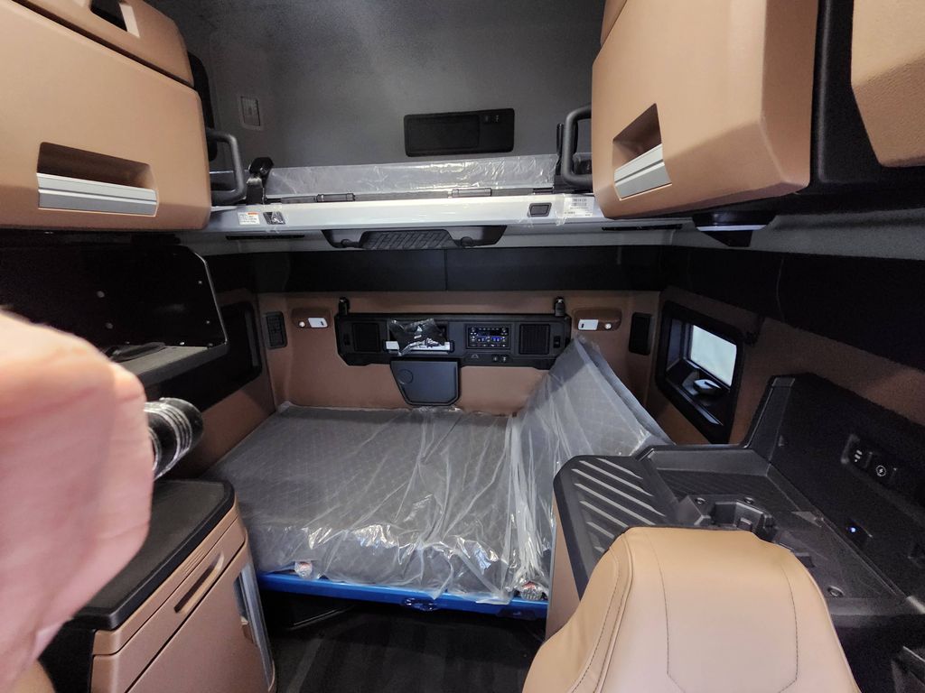 Slide images of 2026 MACK PIONEER 64T 76H