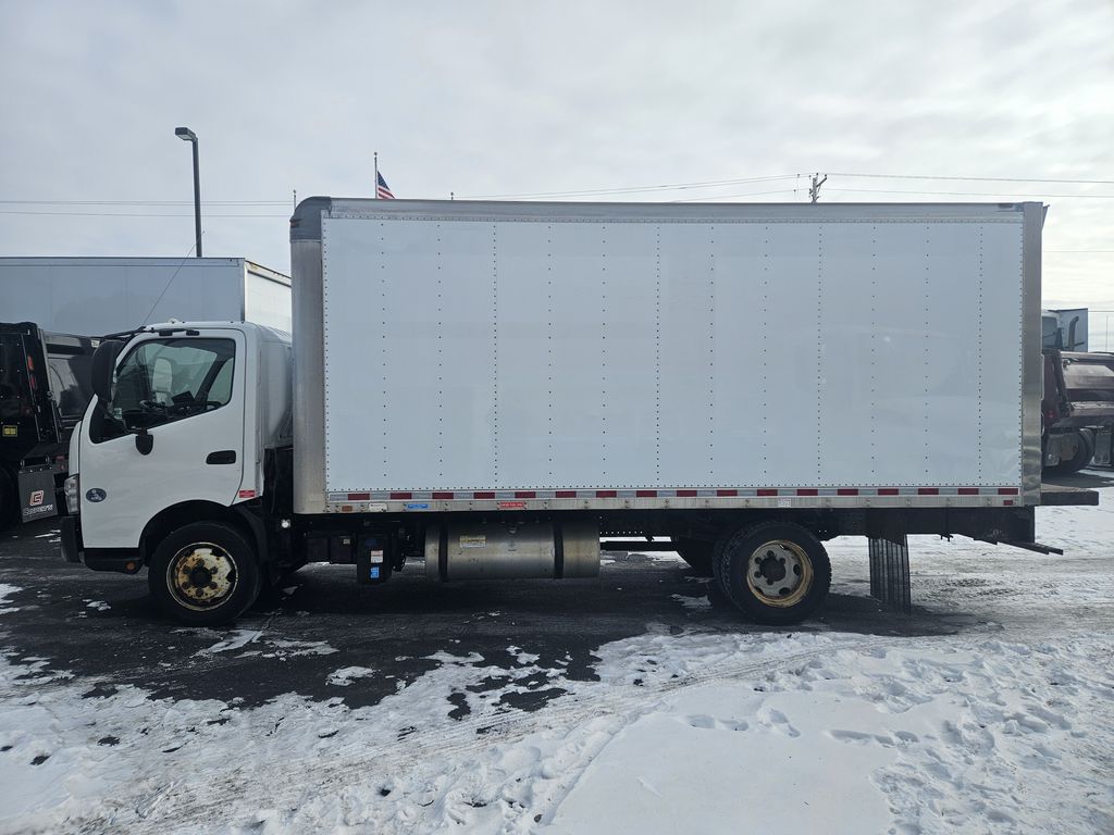 Slide images of 2018 HINO 195 