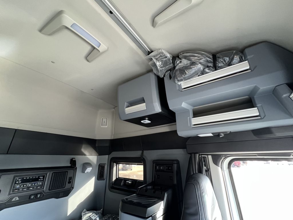 Slide images of 2026 MACK PIONEER 64T 64M