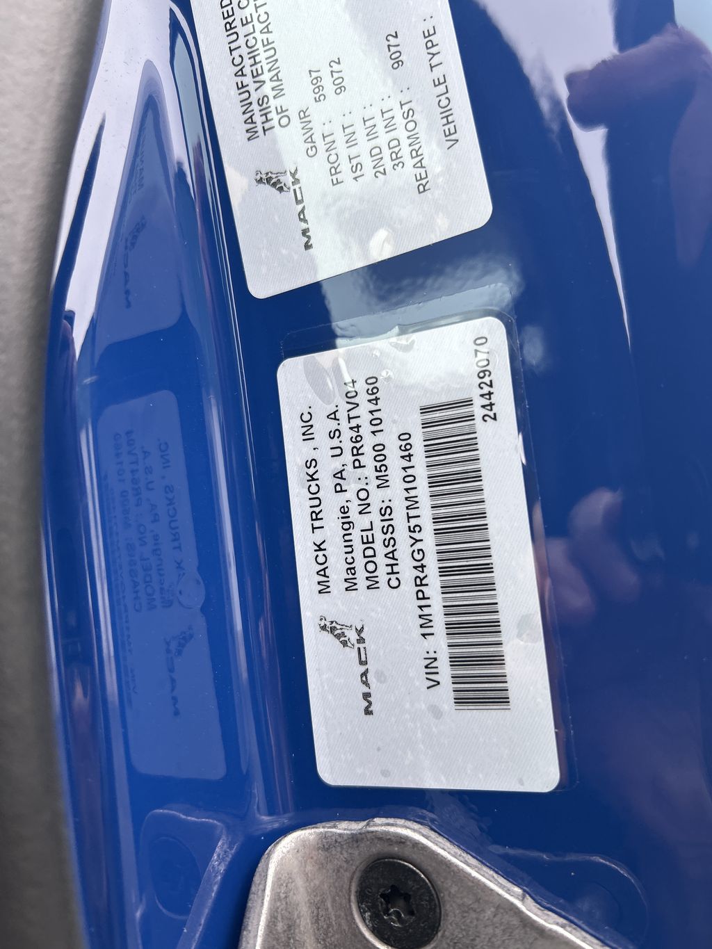 Slide images of 2026 MACK PIONEER 64T 76H