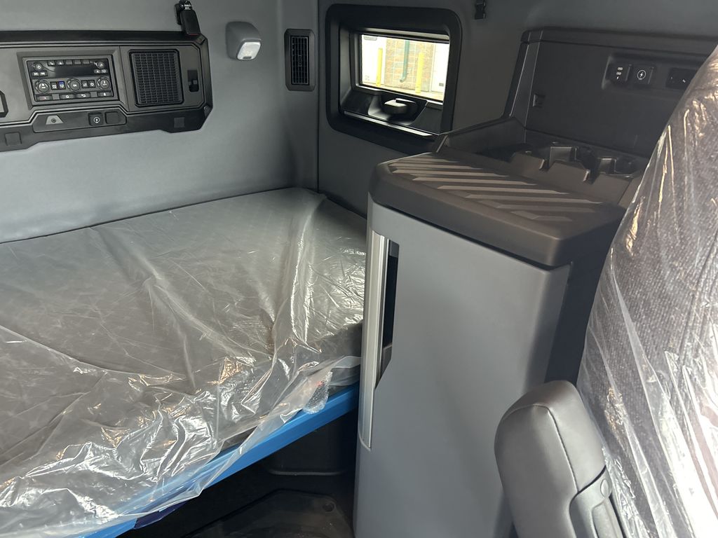 Slide images of 2026 MACK PIONEER 64T 76H