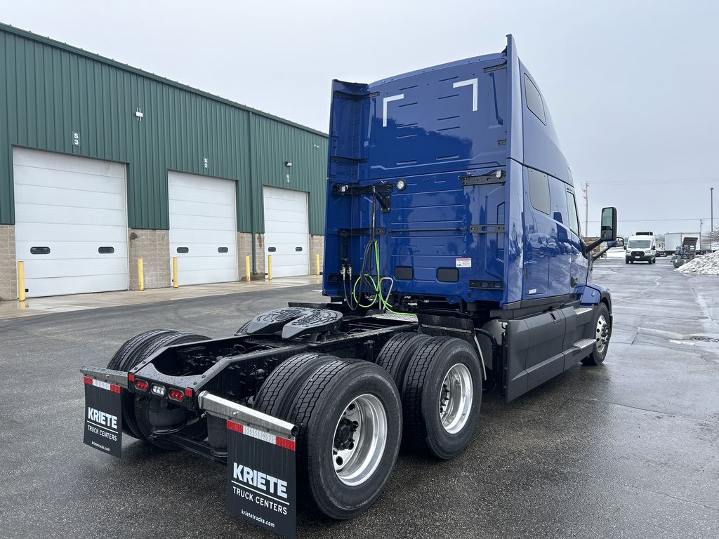 Slide images of 2026 MACK PIONEER 64T 76H