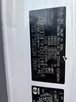 Slide images of 2018 HINO 195