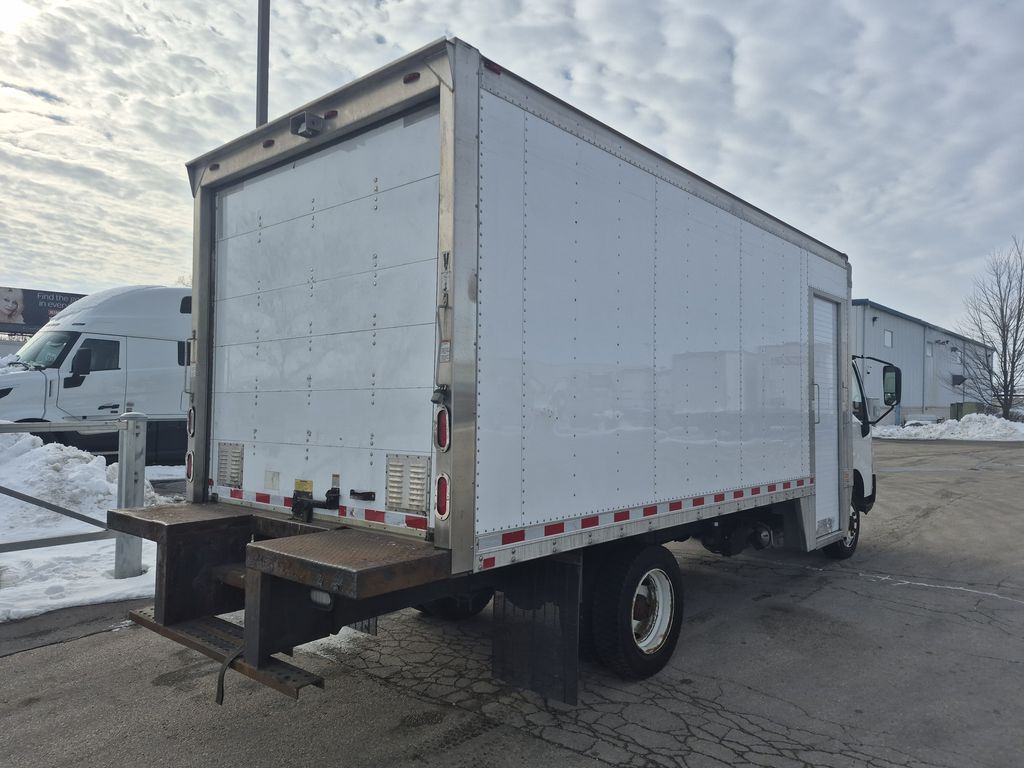 Slide images of 2018 HINO 195