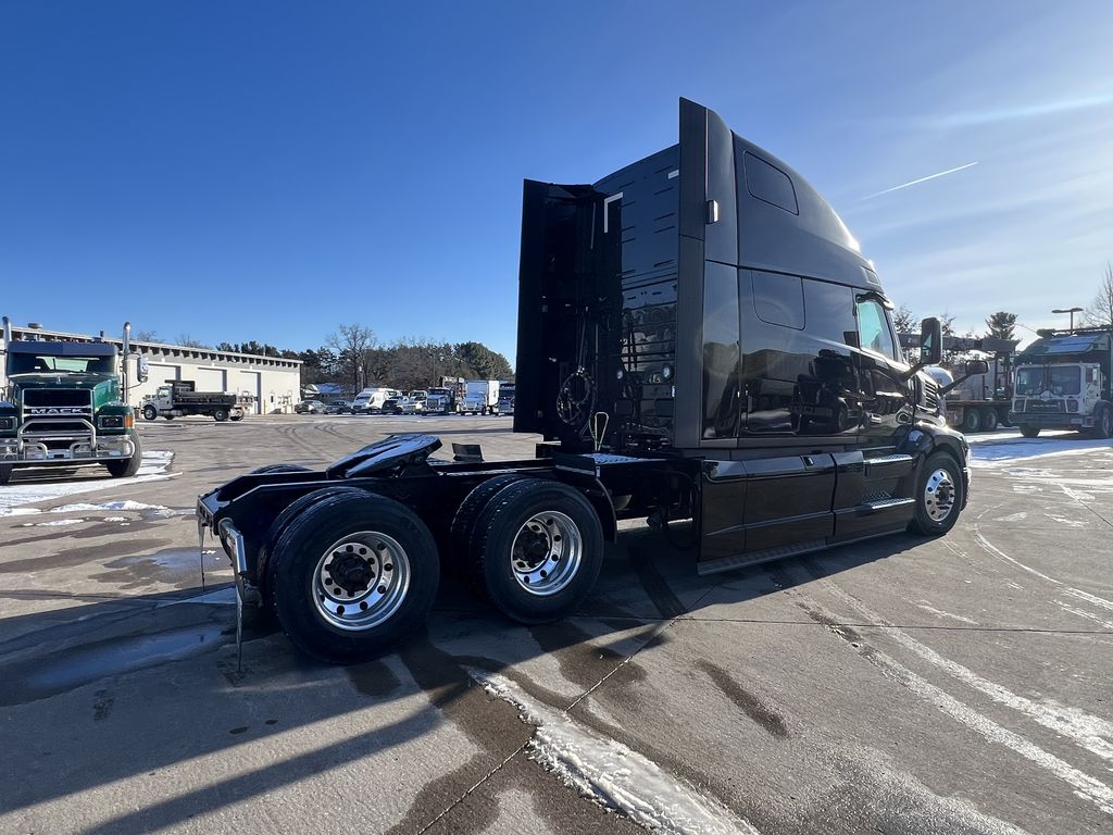 Slide images of 2026 MACK PIONEER 64T 76H