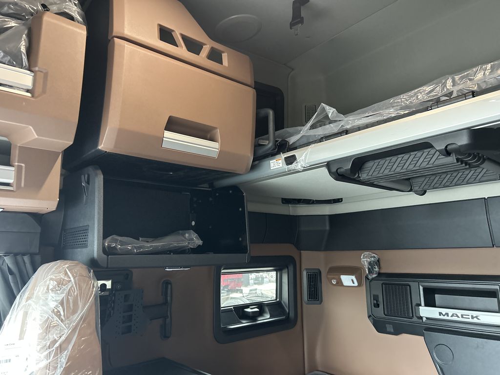 Slide images of 2026 MACK PIONEER 64T 76H