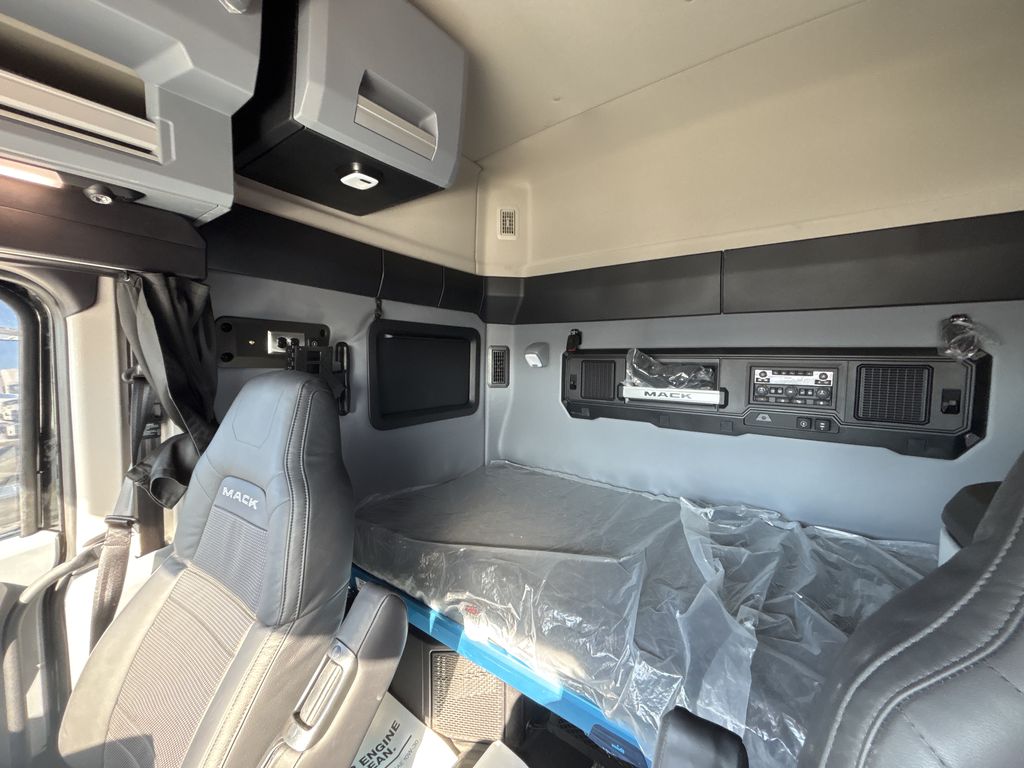 Slide images of 2026 MACK PIONEER 64T 64M