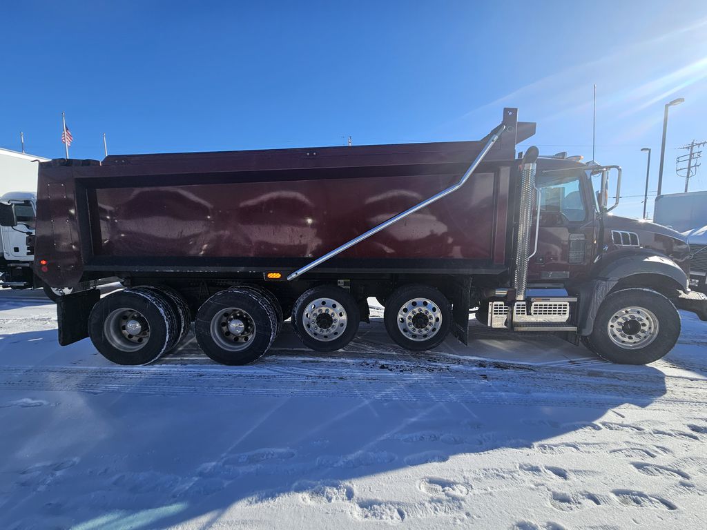 Slide images of 2022 MACK GR104B 