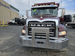 Slide images of 2022 MACK GR104B