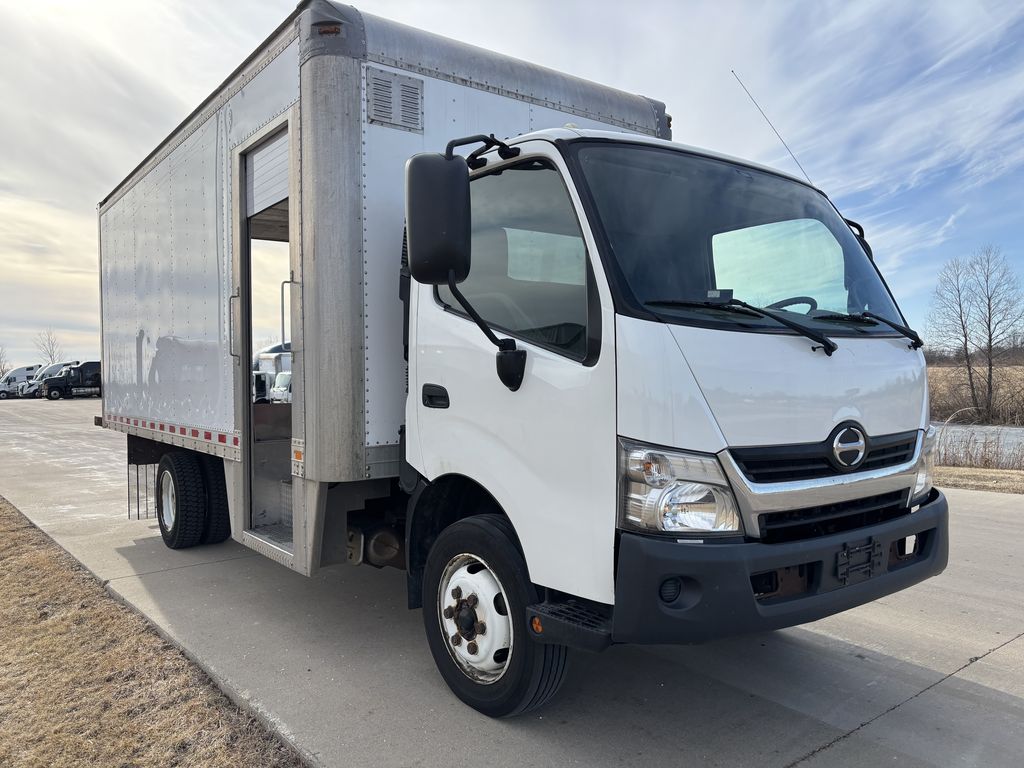Slide images of 2018 HINO 195