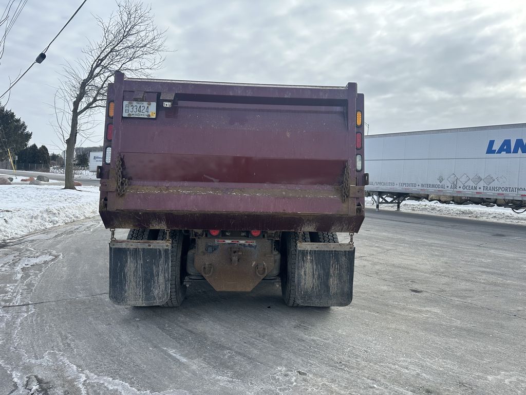 Slide images of 2022 MACK GR104BR